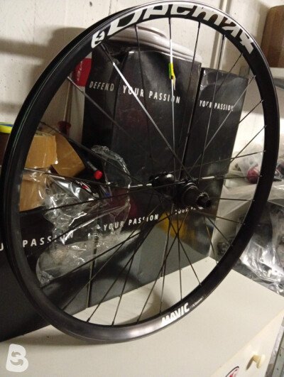 Mavic E deemax posteriore