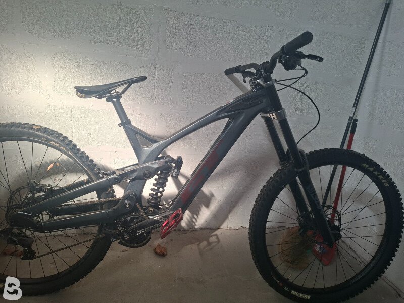 fury carbon pro gt fury dh 2019