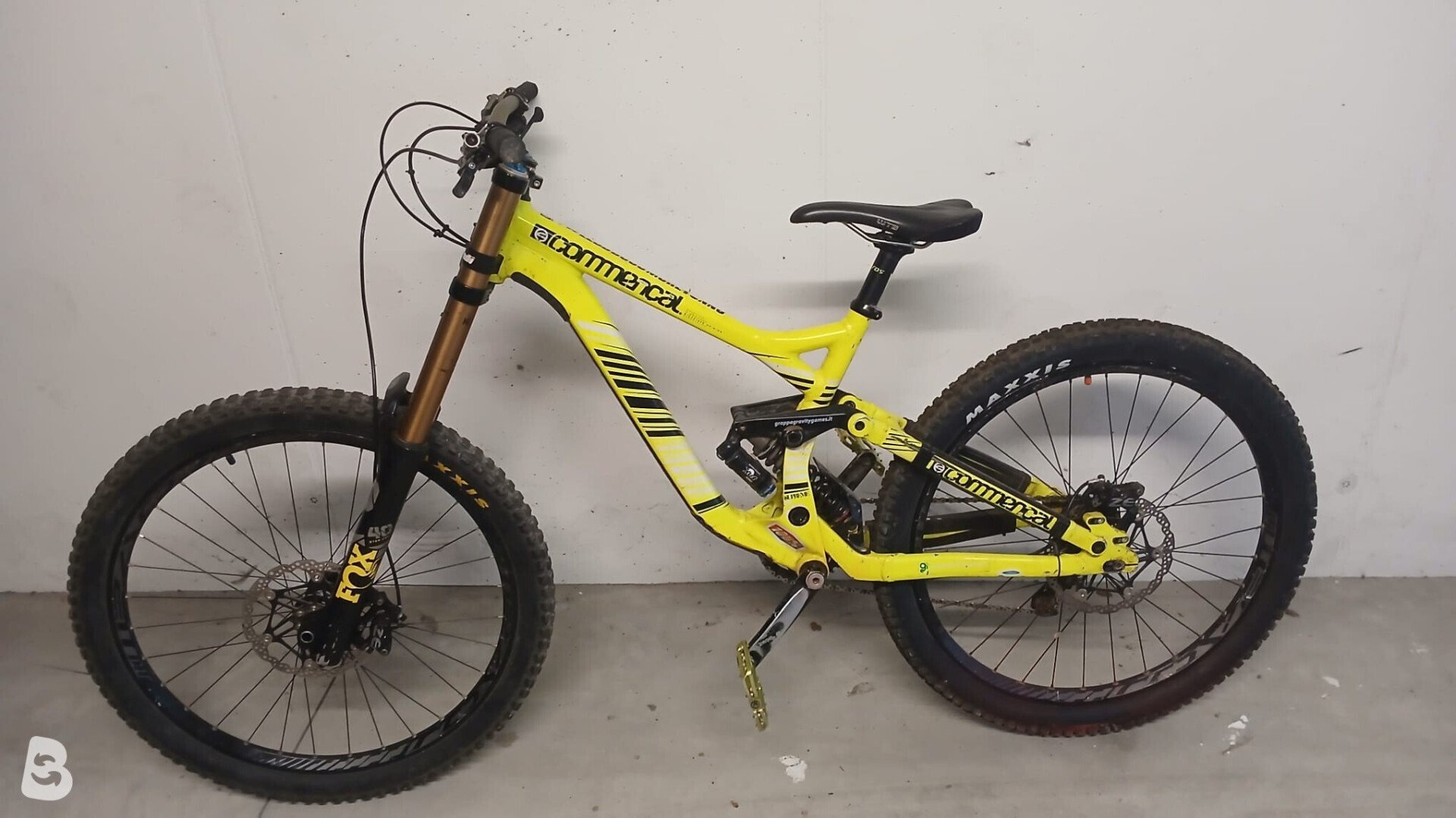 Commencal SUPREME DH V3 2014 used