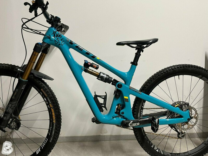 Yeti store sb150 2020