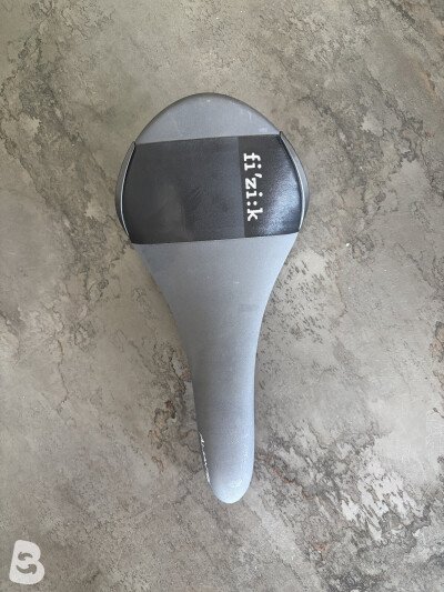 Fizik Aliante r15