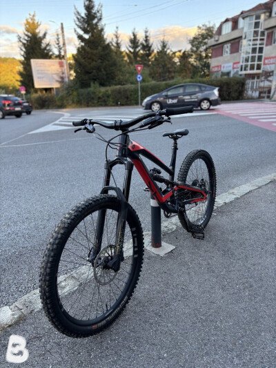 YT Industries Capra AL Comp Custom Enduro 2018
