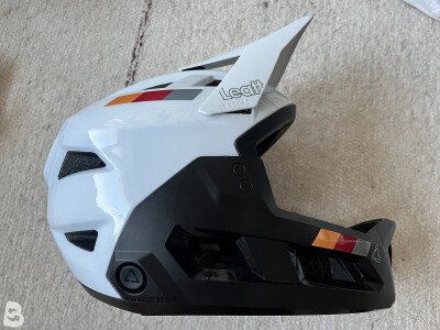 Leatt Enduro 2.0 Convertible Full Face Helmet 2025