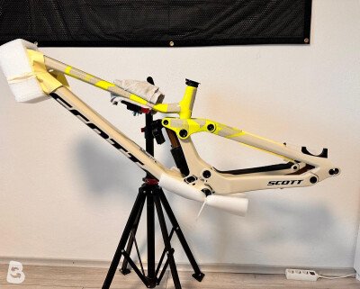 Scott Gambler 900 RC HMX Carbon 2025