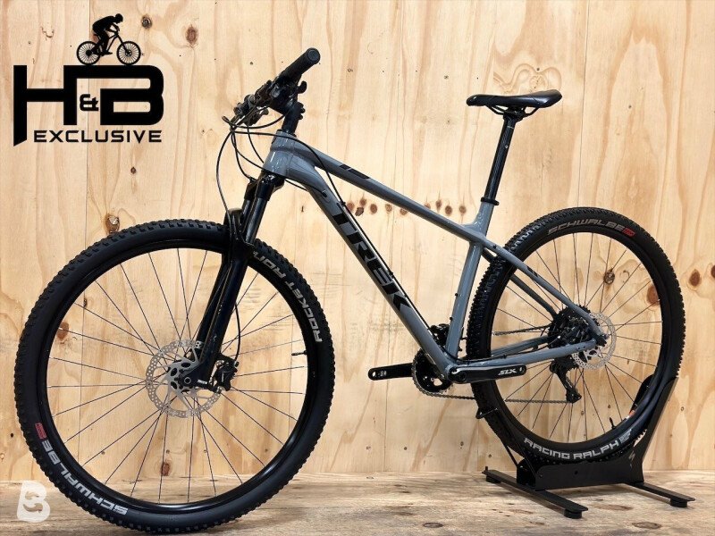 Trek caliber best sale 9 2018