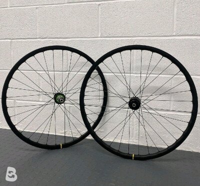 Son SON 28 Dynamo Gravel Wheelset X Hope X Mavic