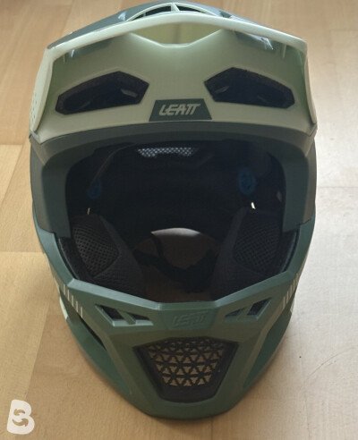 Leatt Gravity 4.0 2021