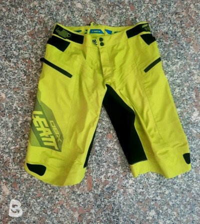 Leatt Pantaloncini MTB DBX 5.0 con inserti in camoscio