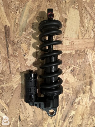 RockShox Superdeluxe select + 2025