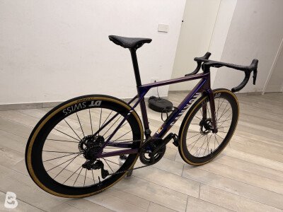 Canyon Ultimate CFR Di2 Aero 2023