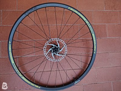 Dt Swiss Tsunami carbon