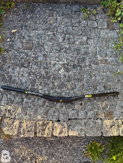 Burgtec Ride Wide Dh Rise 30mm