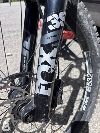 Fox 38 Performance 2022