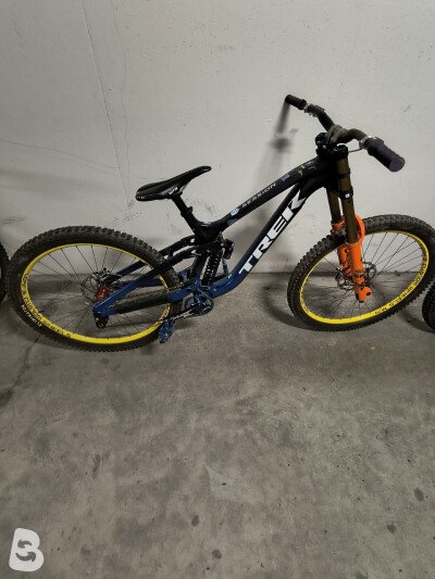 Trek Session 9 X01 2022