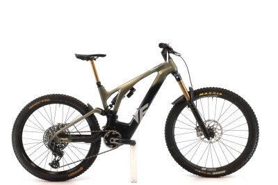 Berria Stratos 9 AXS 2024