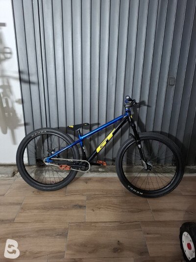 GT La Bomba Pro 2021