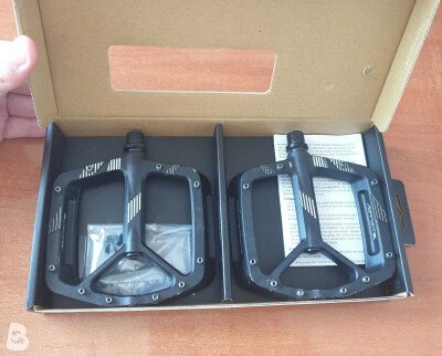 Race Face Aeffect R Pedals
