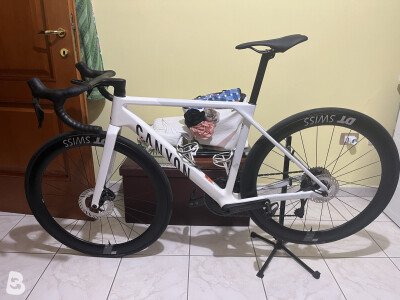 Canyon Ultimate CF SLX 8.0 Di2 2025