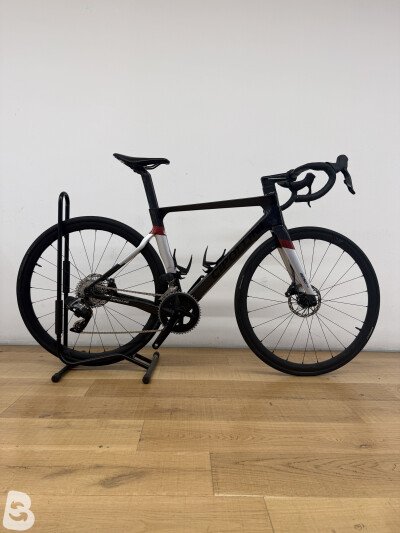 Cipollini BOND EVO SRAM RIVAL E-TAP AXS 2023