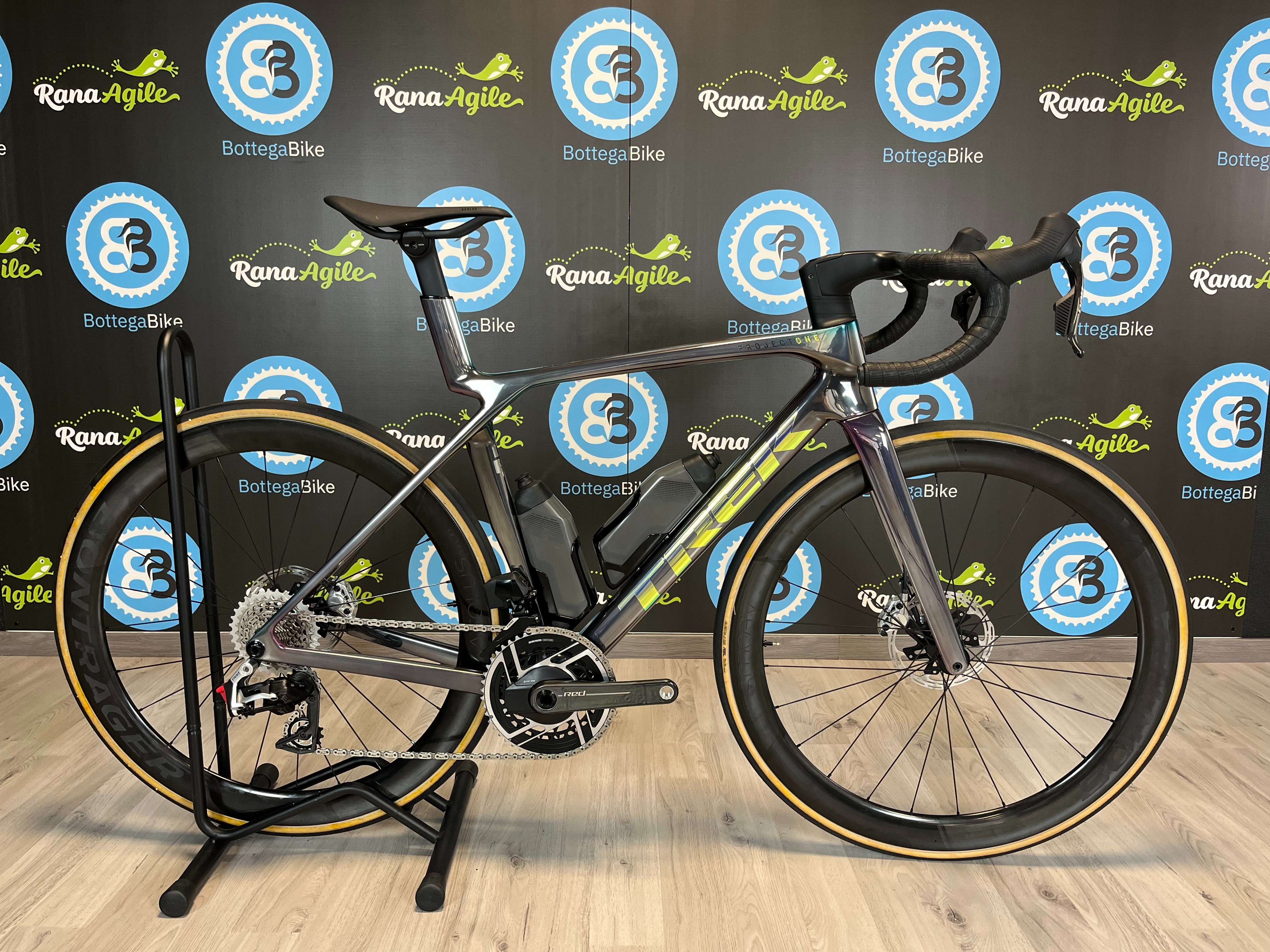Trek Madone SLR9 eTap Gen.8 2025