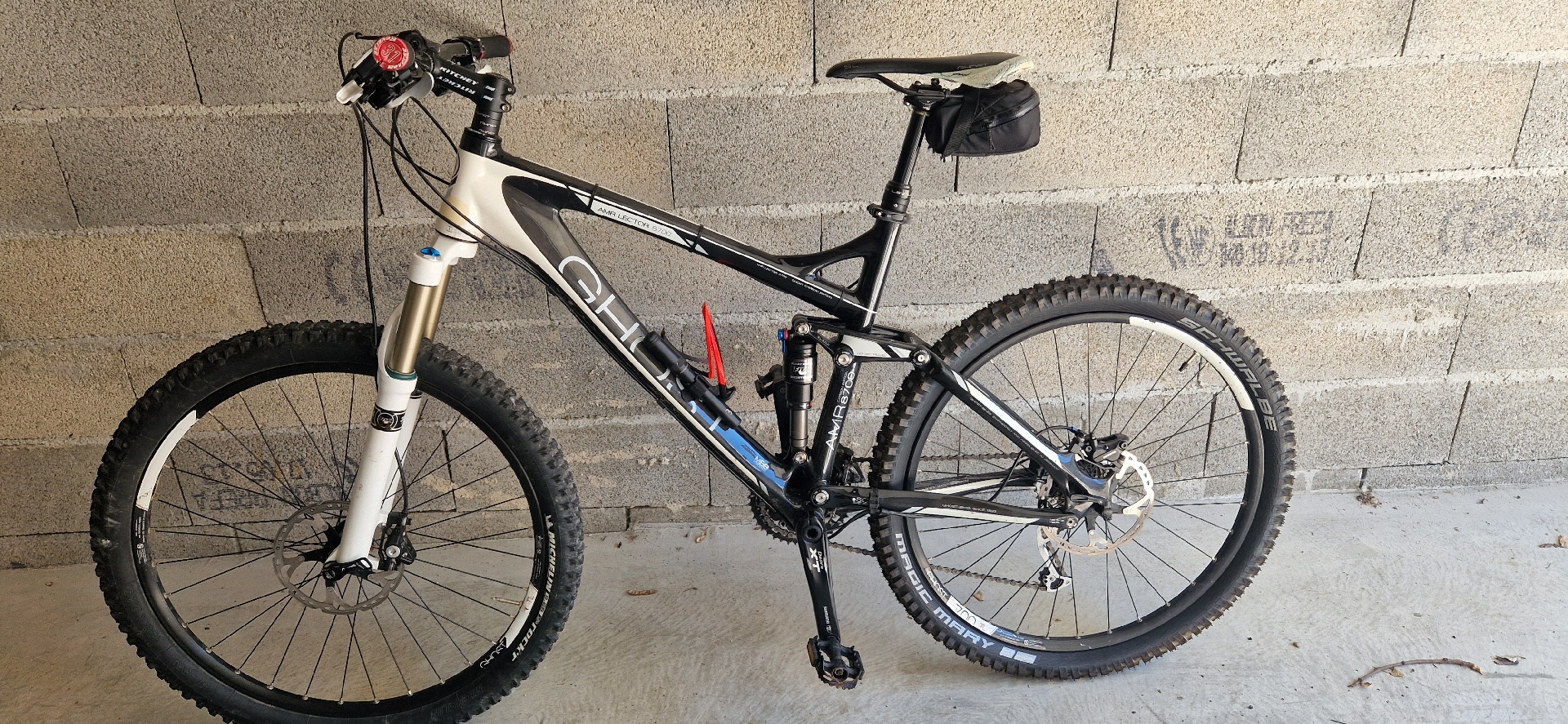 Ghost AMR Lector 8700 Carbon Edition