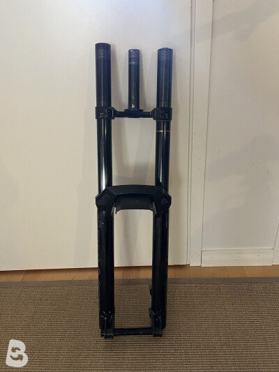 RockShox Boxxer base D1 2024