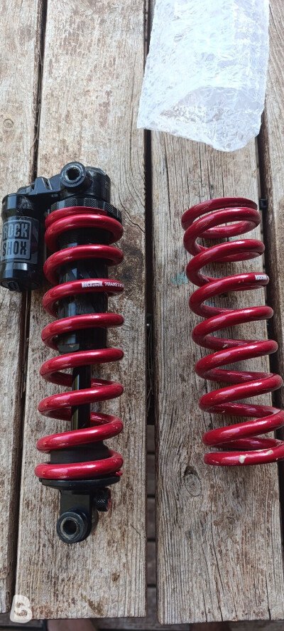 RockShox Super Deluxe 2024