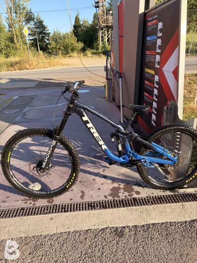 Trek Session 9 X01 2025