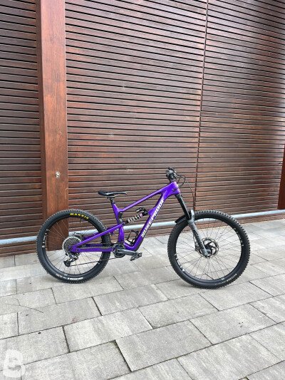 Nukeproof Mega 297 Carbon 2023