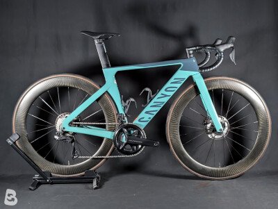 Canyon Aeroad CF SLX 8 Di2 2024