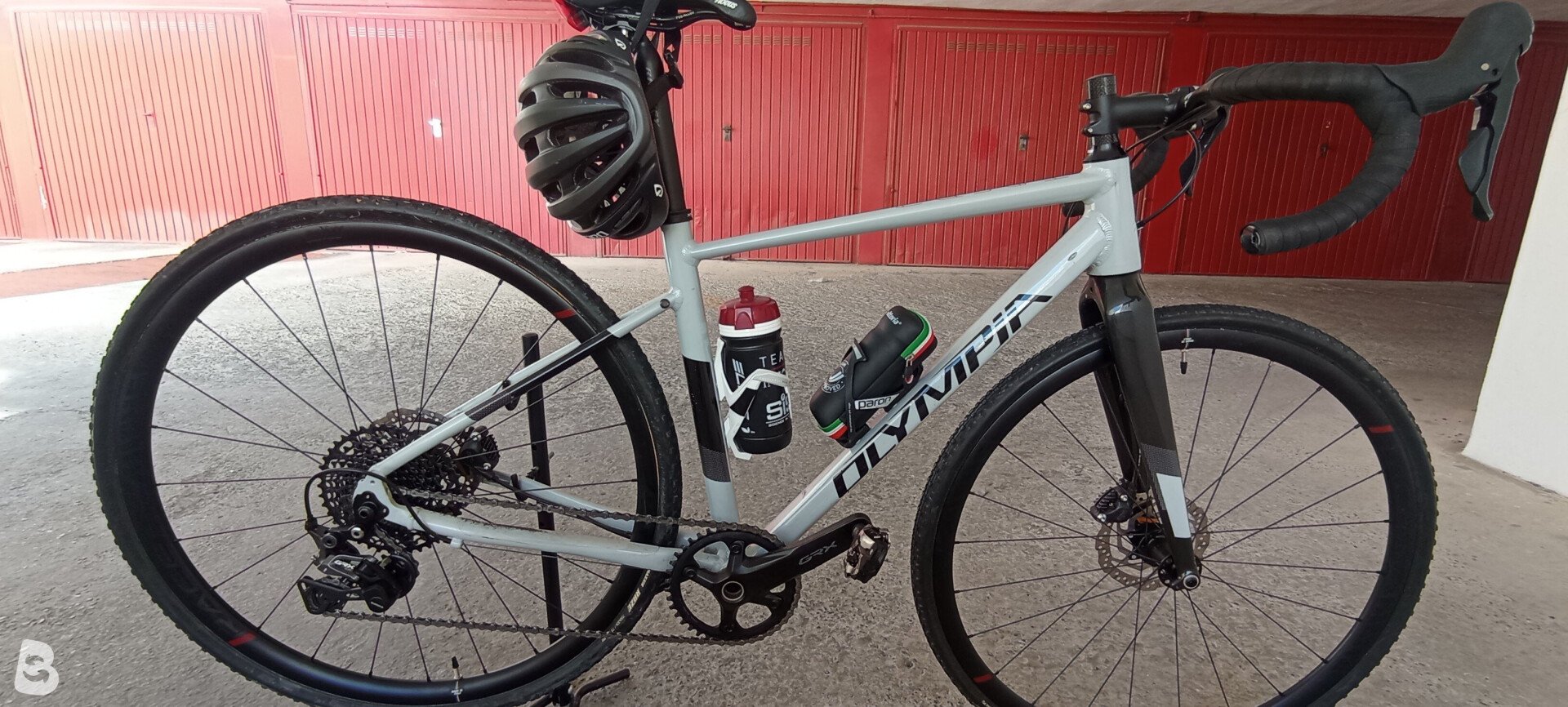 bianchi rennrad test Infinito Pro 2026 | EXCELLENT Burg Wächter 1480 HB Approvals_NEMA 4 Farbe:ANTHRAZITSCHWARZ Das Oltre Race aus