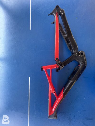 Specialized enduro pro carbon 2018