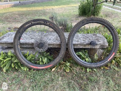 Bontrager Line élite 30 Carbon