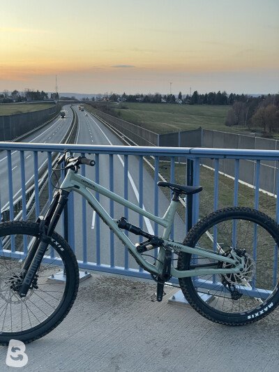 Commencal Clash 2022