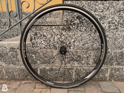 Shimano R5 WH-RS100