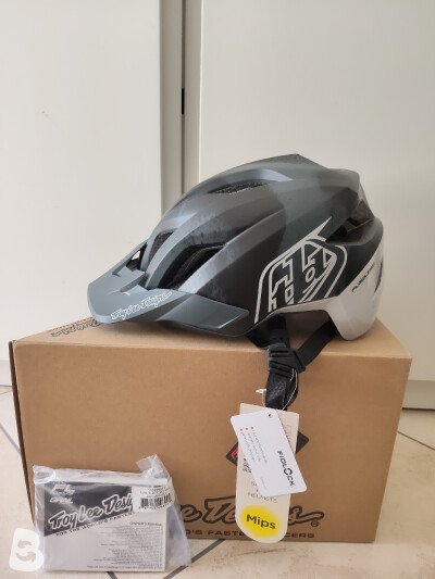 Troy Lee Designs Flowline SE 2026