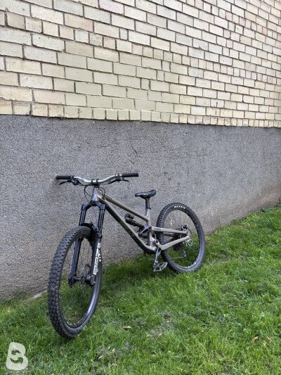 Commencal CLASH RIDE 2023