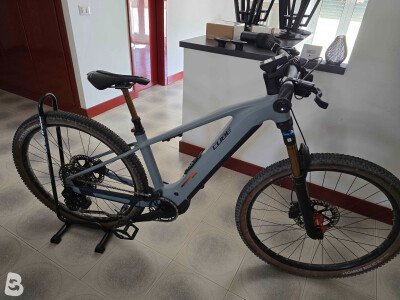 Cube Reaction Hybrid RACE 800 2026