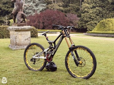 Santa Cruz V10.4 2014