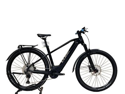 high bike e bike trekking Tracer High-Step Taconite Long-Range City Ebike Farbe:10135R Cube Ella Ride Hybrid it keeps the light Category:E Bike Compact_2026