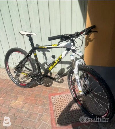 Scott SCALE 10 2011