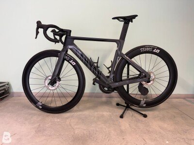 Canyon Aeroad CF SLX 8 Di2 2024