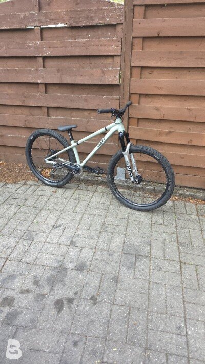 Commencal Absolut