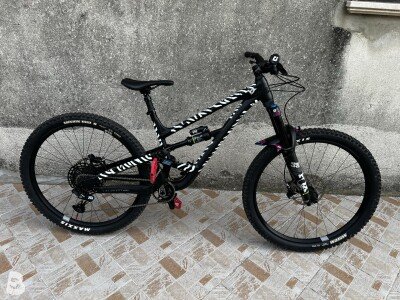 YT Industries Capra CORE 2 29 2022
