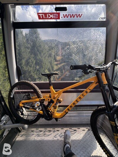 Commencal SUPREME DH V5 OHLINS EDITION OHLINS 2023