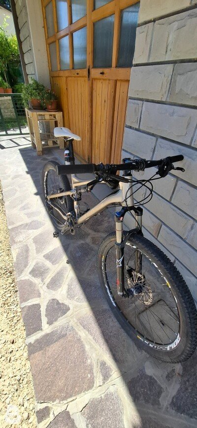 Specialized Epic Comp 2011