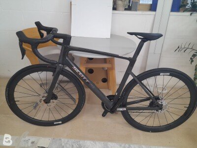 Scott Addict RC30 2025