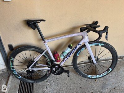 Specialized S-Works Tarmac SL8 - Shimano Dura-Ace Di2 2024