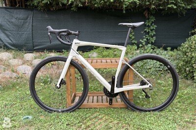 BMC Roadmachine THREE 2023