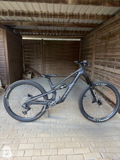 Canyon Spectral CF 9 2024